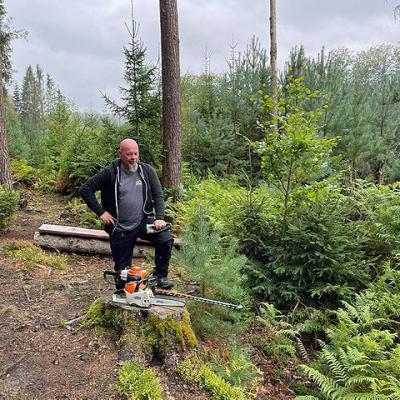 Aufräumarbeiten bei der Elbequelle